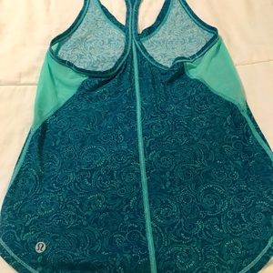 Lululemon tank size 4